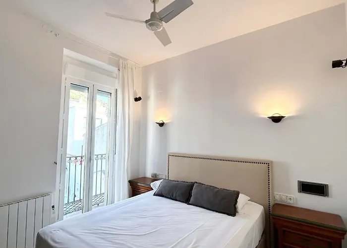 Edifici Rosa- Atico Primera Linea