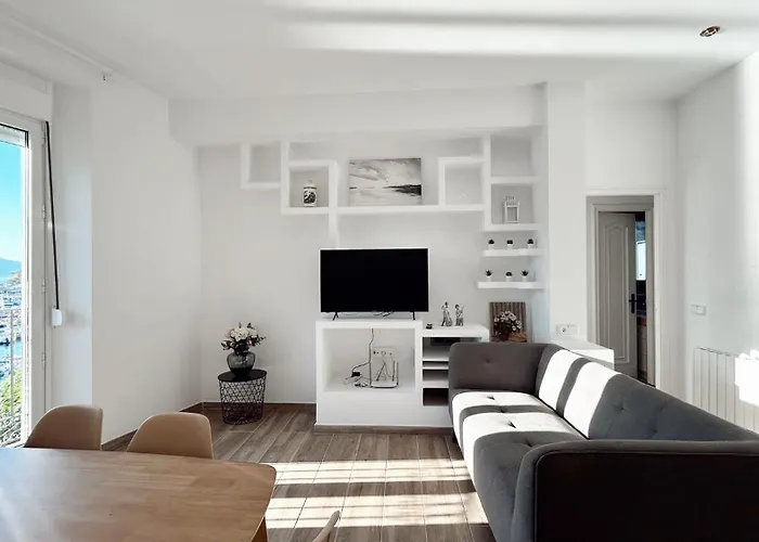 Edifici Rosa- Atico Primera Linea El Port De La Selva